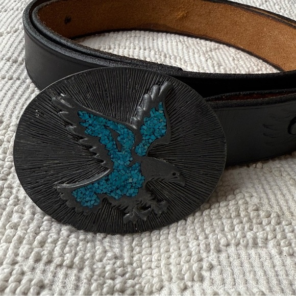 Vintage 1988 Belt Buckle Flying Eagle Enamel and Turquoise - Picture 2 of 9